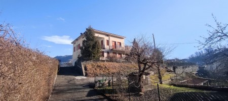 Sant’Omobono Terme con vista meravigliosa, adorabile trilocale balconato con posto auto privato